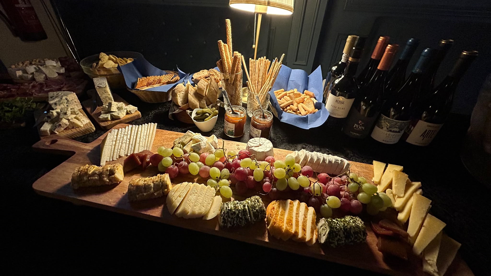 sponsor food table